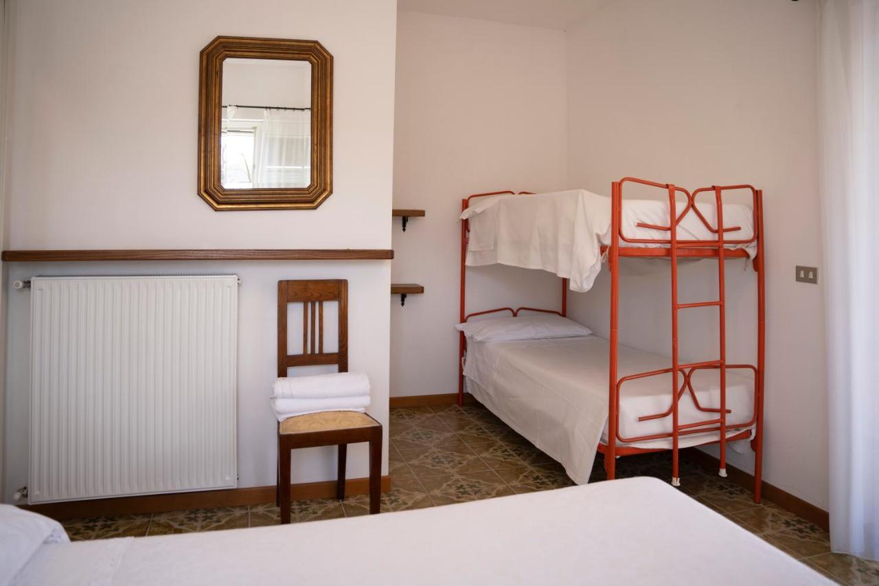028 - Agriturismo "Il Boschetto" Con Piscina, Pace E Natura - Camera Familiare Cavizzano Εξωτερικό φωτογραφία